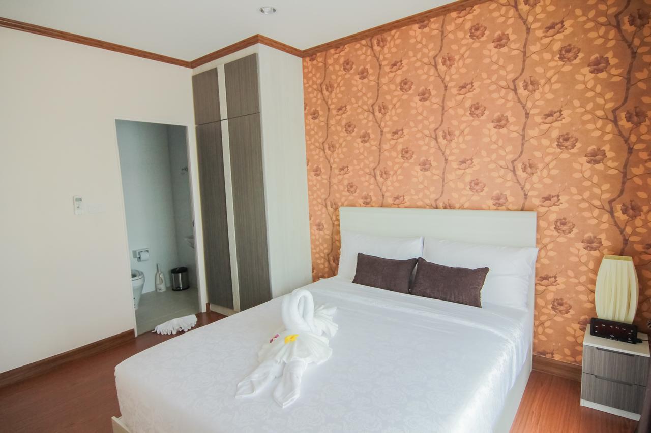 Tada Condotel Buriram Exterior foto